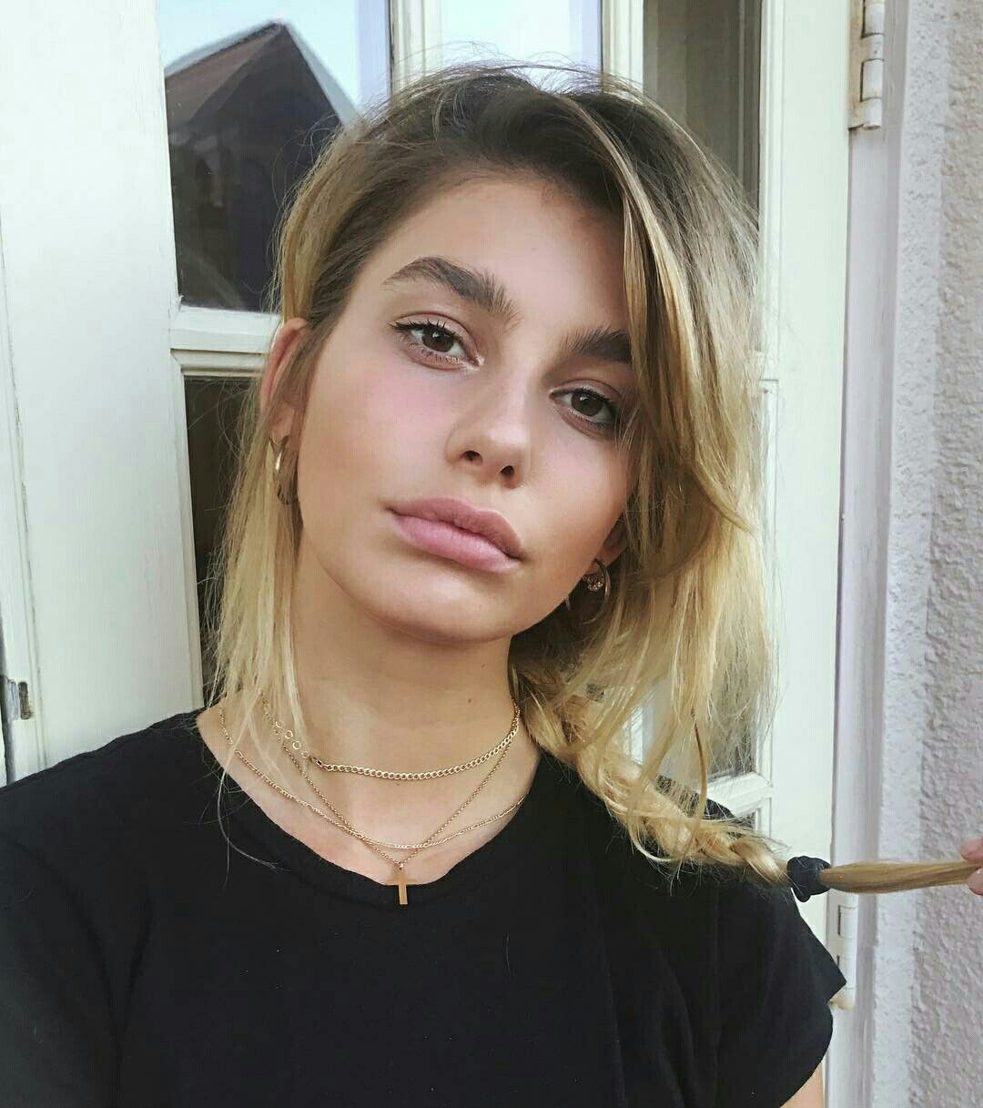 Camila Morrone lip fillers