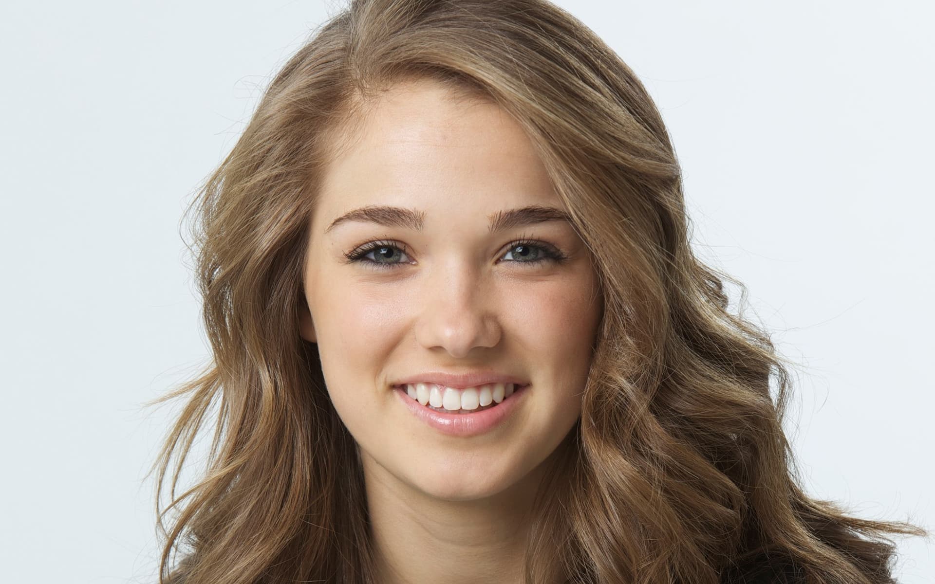 Haley Lu Richardson nose job lips facelift