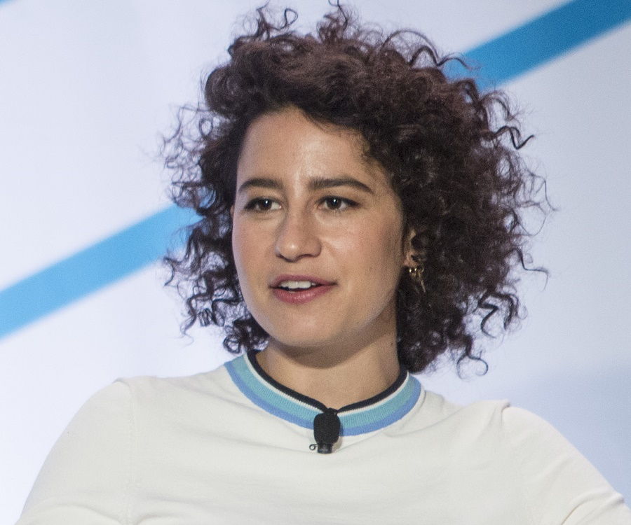 Ilana Glazer body measurements lips facelift