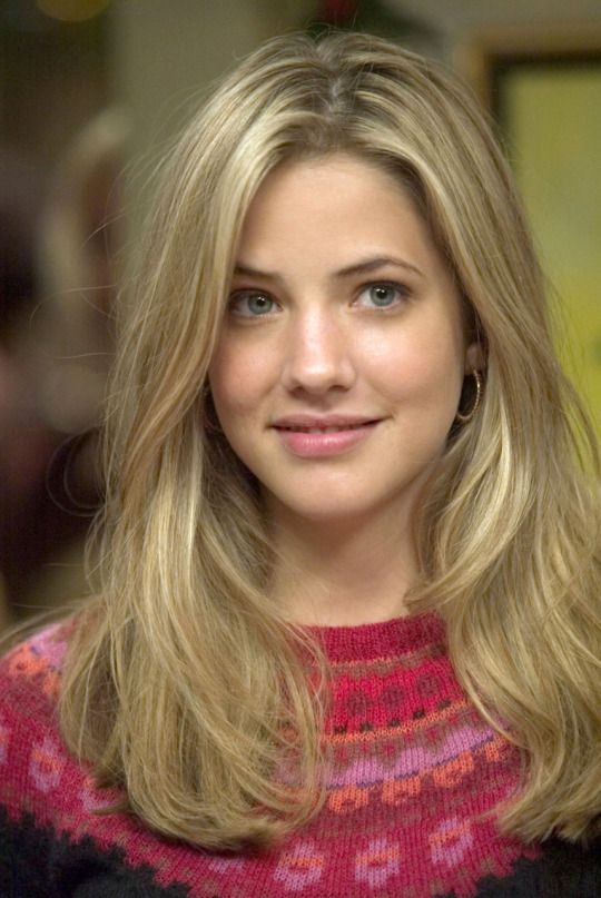 Julie Gonzalo plastic surgery