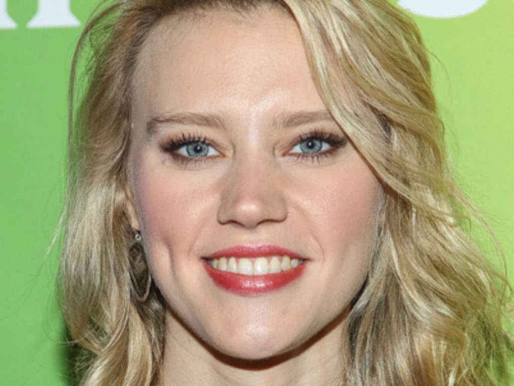 Kate McKinnon nose job boob job facelift