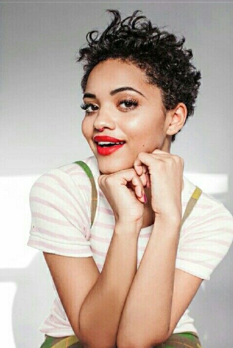 Kiersey Clemons botox