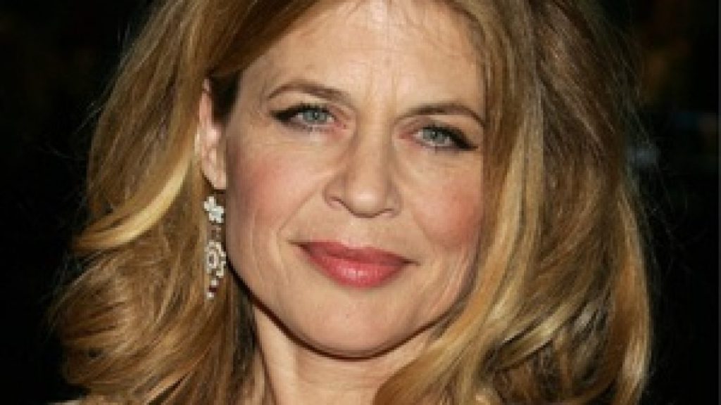 Linda Hamilton body measurements facelift nose job