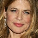 Linda Hamilton body measurements facelift nose job