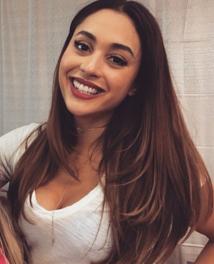 Lindsey Morgan botox