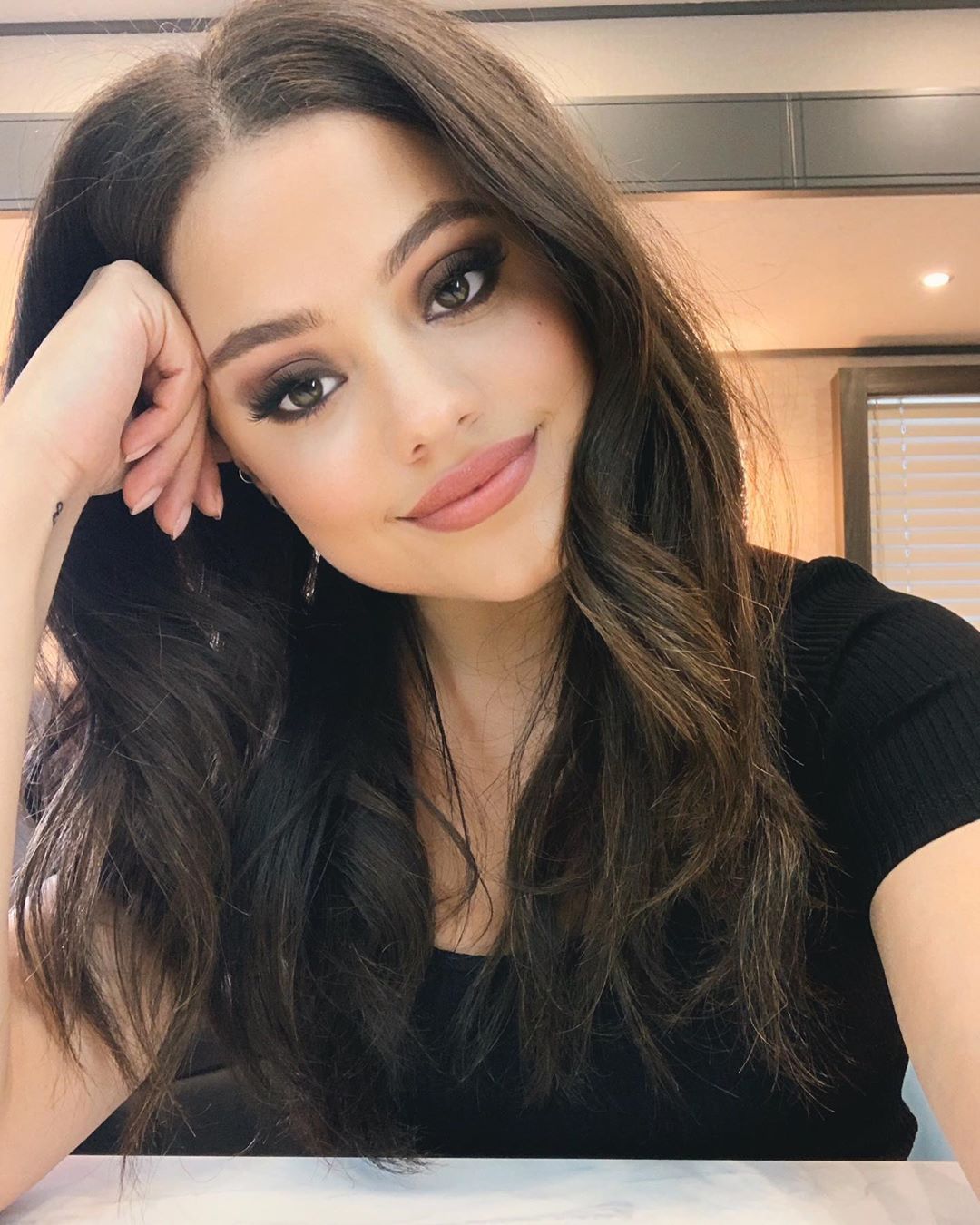 Sarah Jeffery facelift