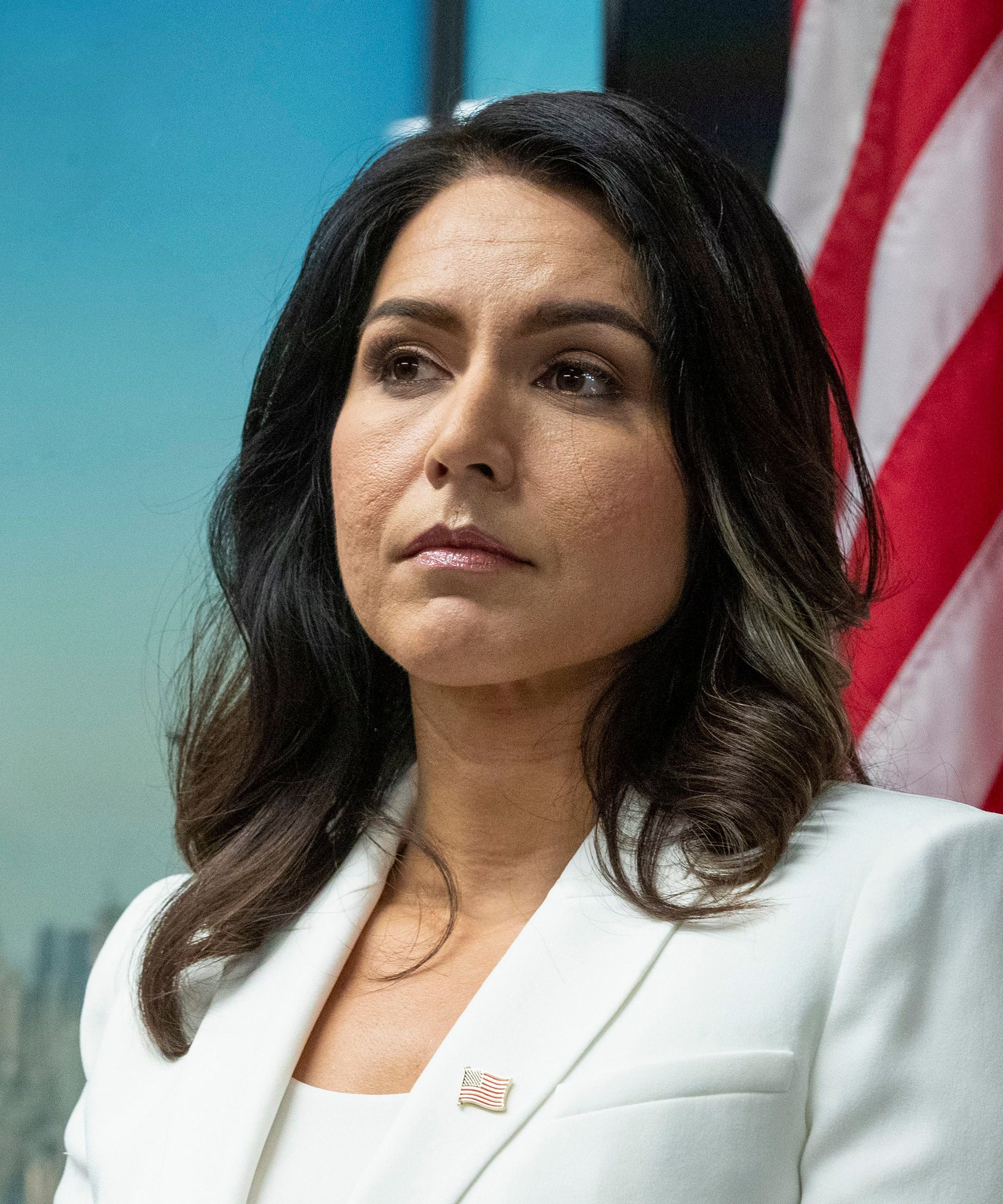 Tulsi Gabbard nose job