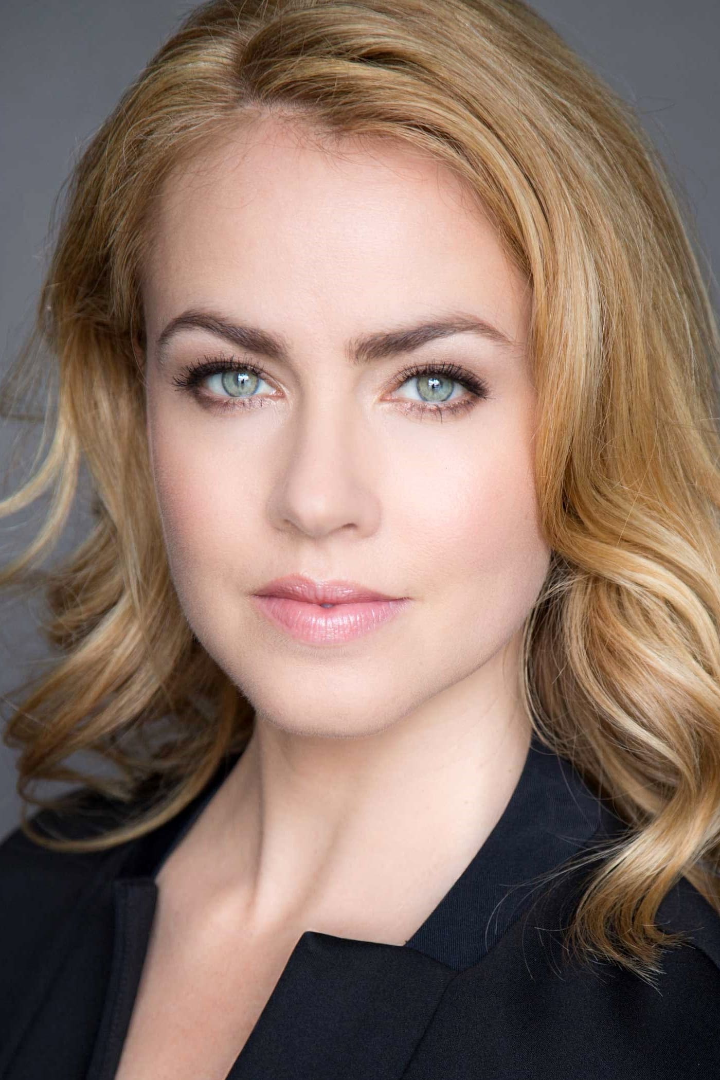 Amanda Schull Plastic Surgery Face