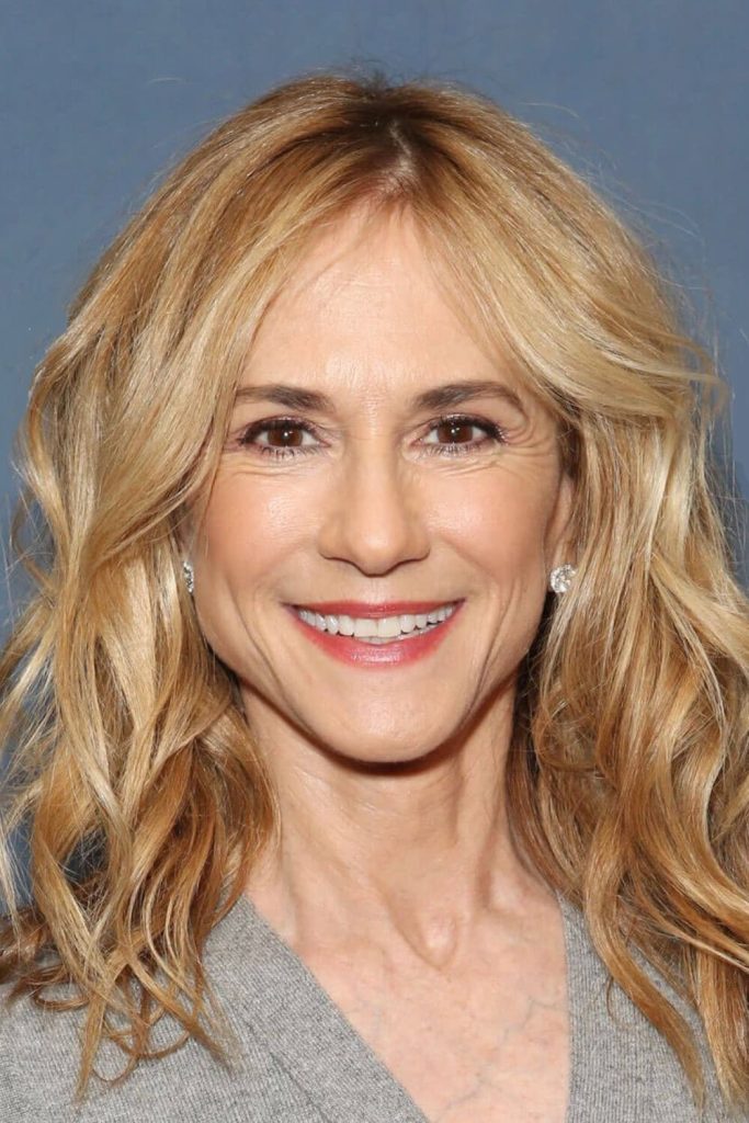 What Plastic Surgery Has Holly Hunter Gotten? Body Measurements and ...