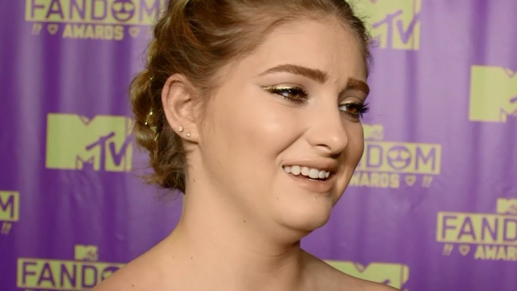 Willow Shields Plastic Surgery and Body Measurements