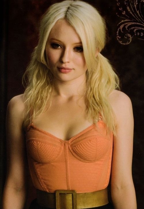 Emily Browning Cosmetic Surgery Body