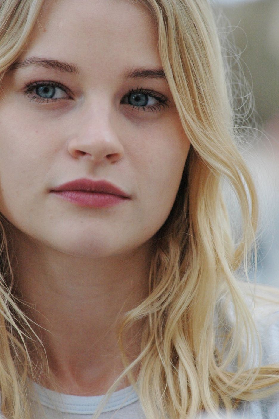 Emilie de Ravin Cosmetic Surgery Face