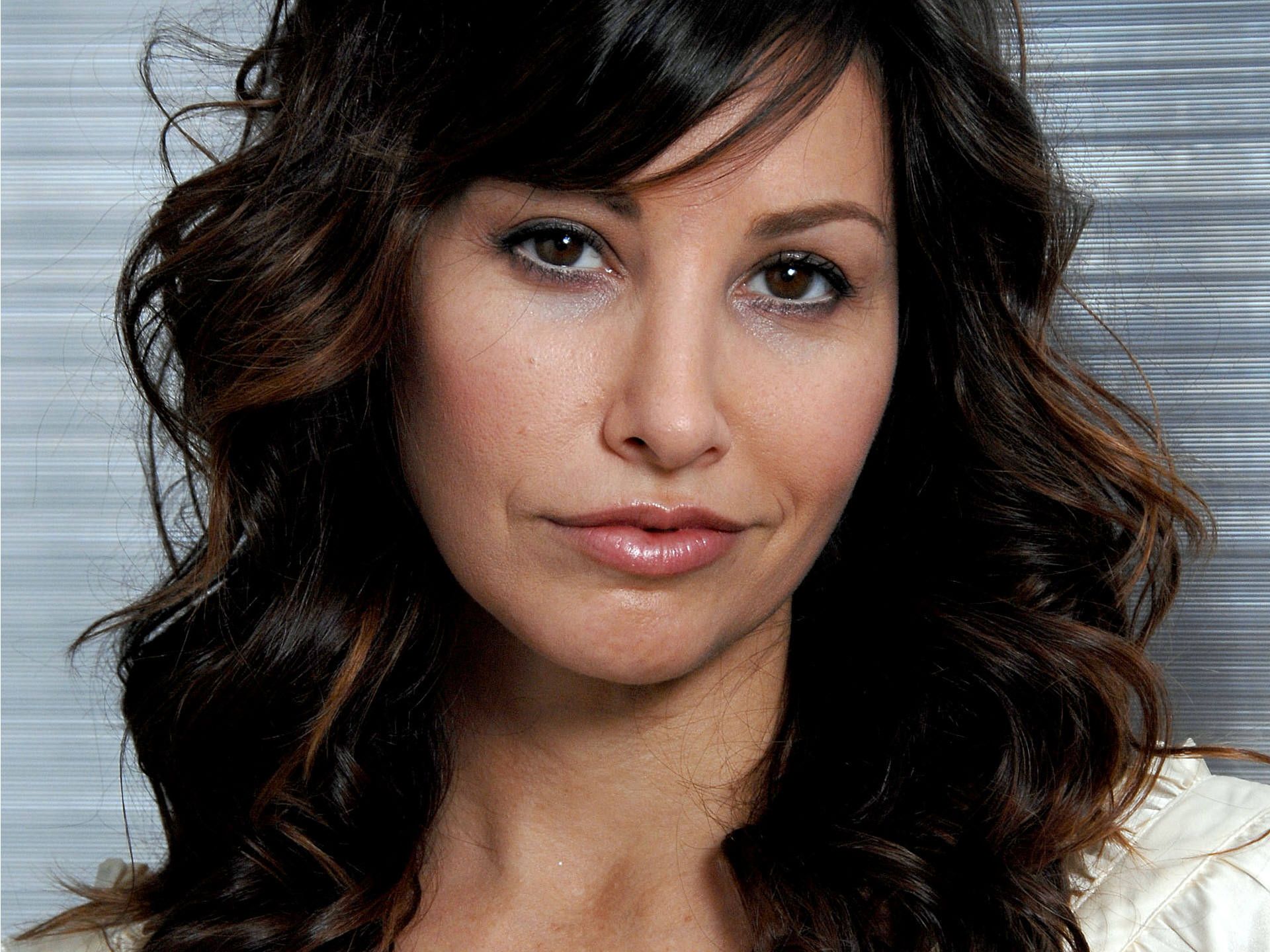 Gina Gershon Plastic Surgery Face