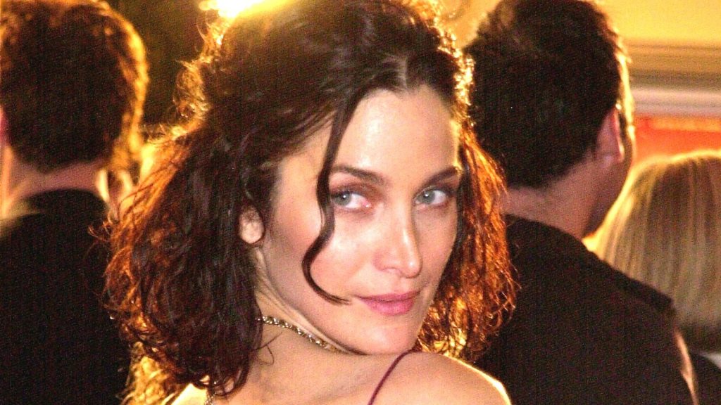 Carrie-Anne Moss Plastic Surgery Procedures