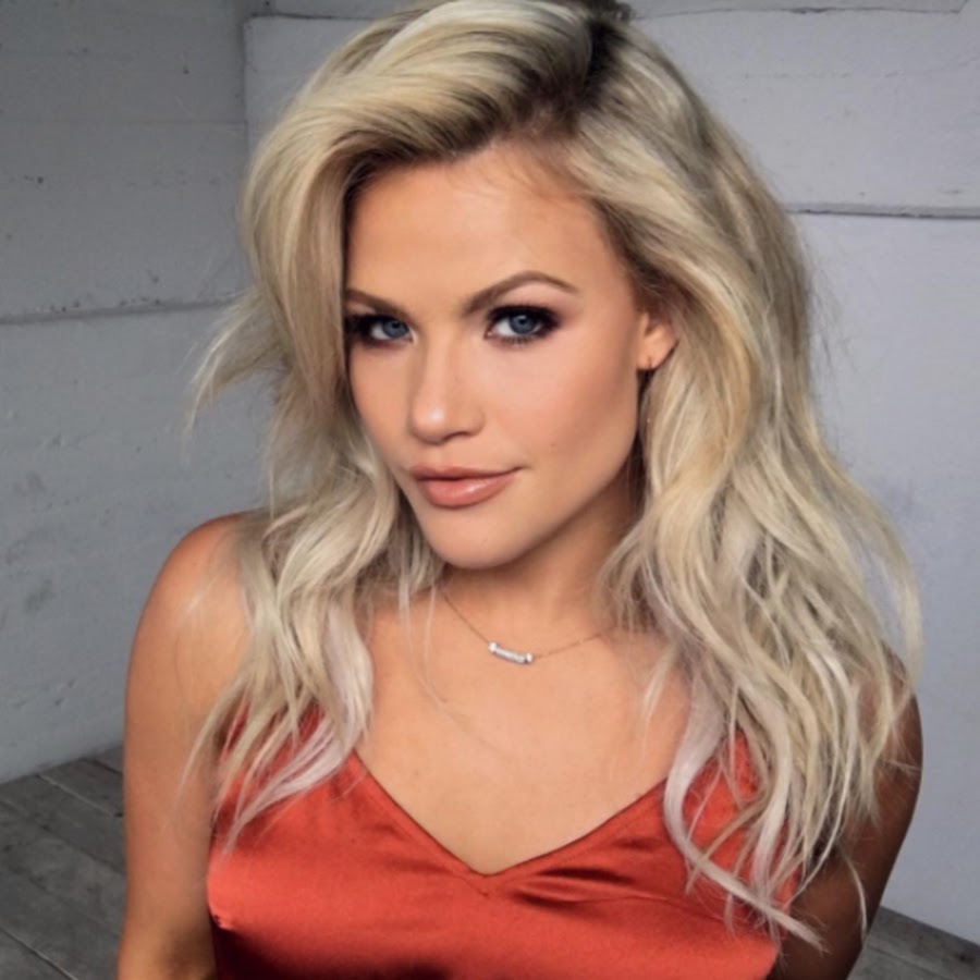 Witney Carson Cosmetic Surgery Face