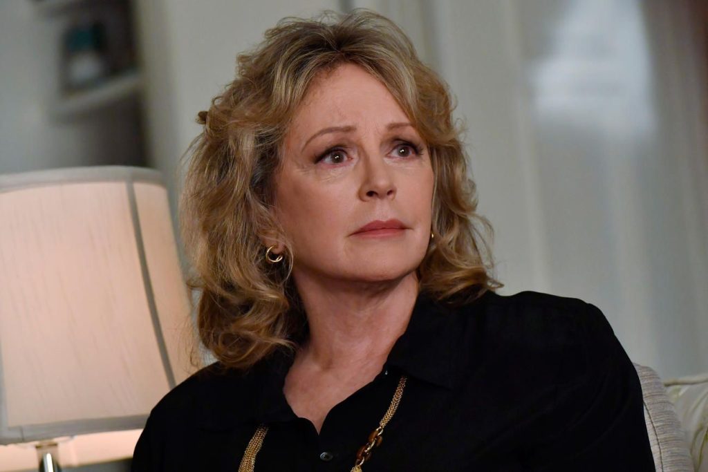Bonnie Bedelia Plastic Surgery