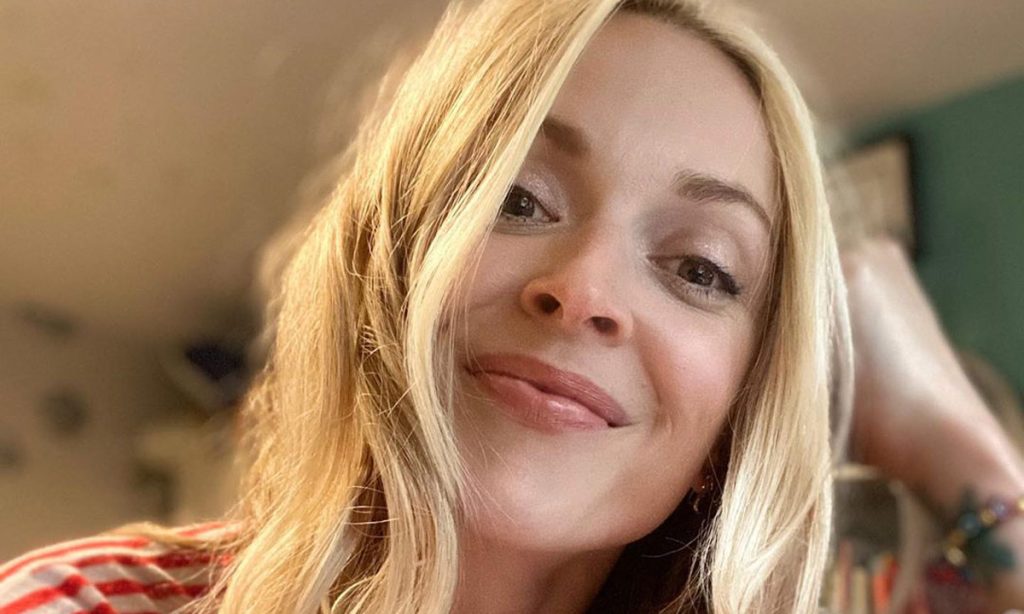 Fearne Cotton Plastic Surgery and Body Measurements