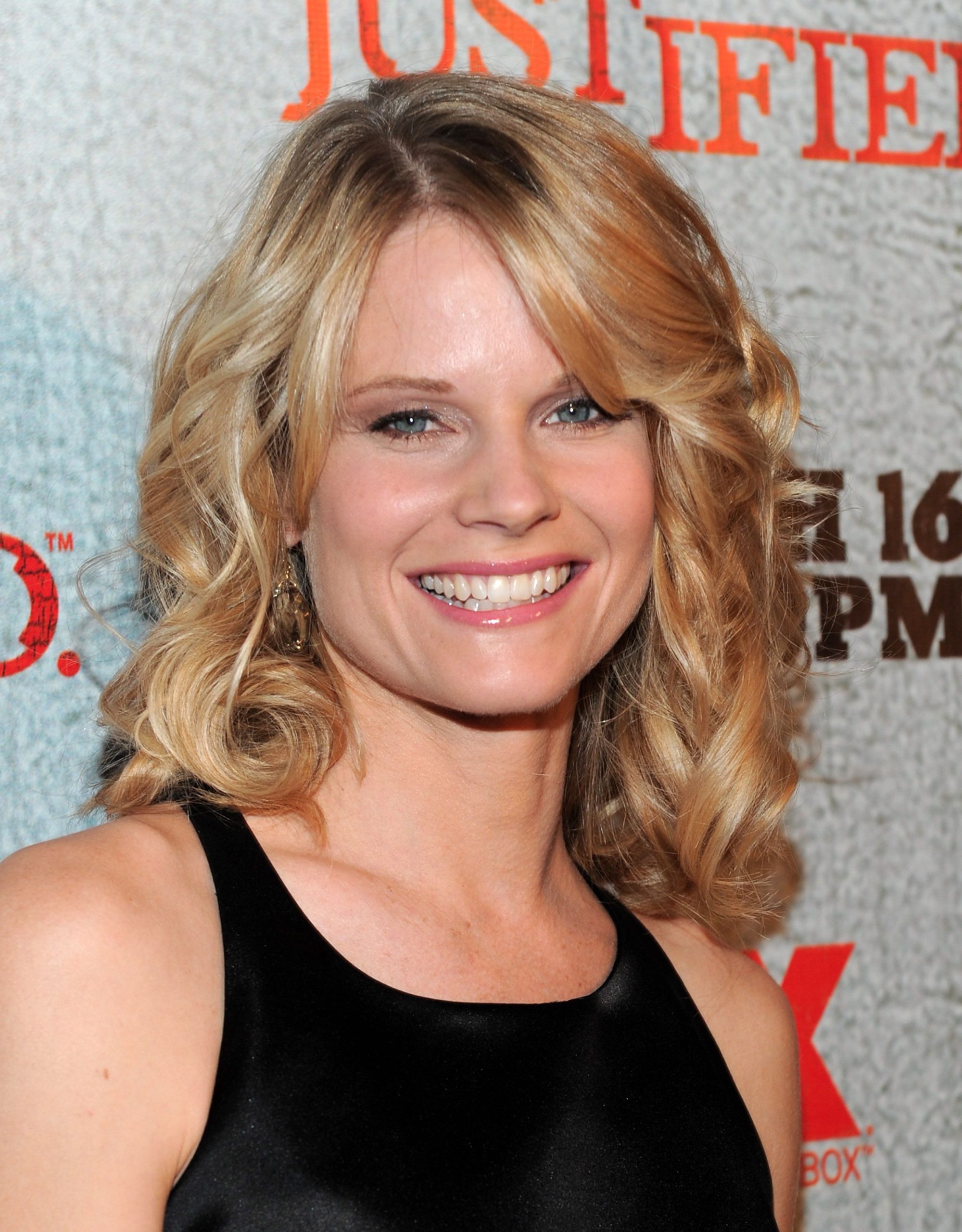 Joelle Carter Plastic Surgery Face