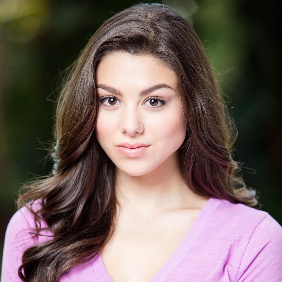 Kira Kosarin Plastic Surgery Face