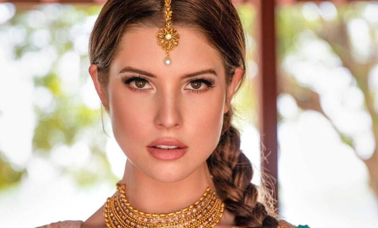 Amanda Cerny Plastic Surgery Face