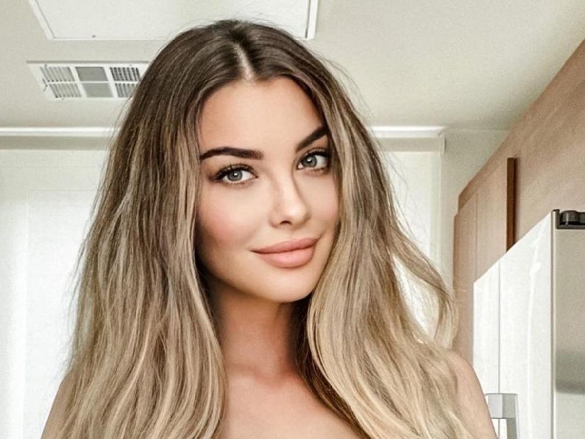 Emily Sears' Boob Job Before and After Images Plastic Surgery Stars