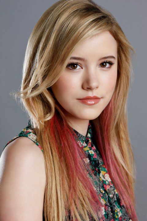 Taylor Spreitler Cosmetic Surgery Face