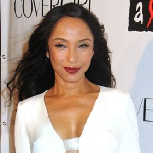 Sade Plastic Surgery and Body Measurements