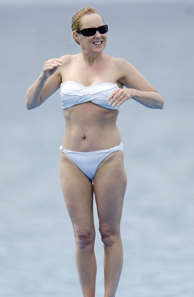 Sally Dynevor Cosmetic Surgery Body