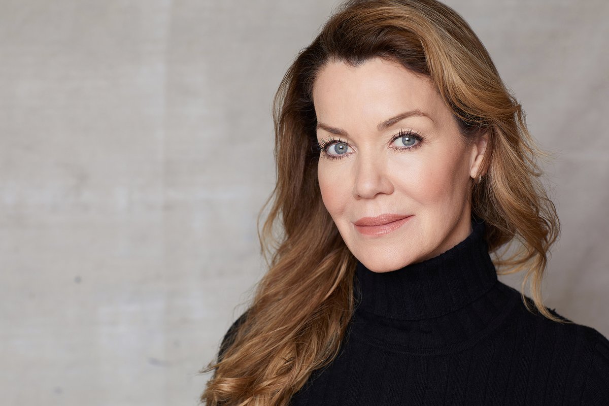 Claudia Christian Plastic Surgery Face