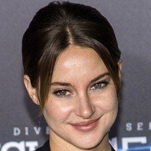 Shailene Woodley Plastic Surgery Face