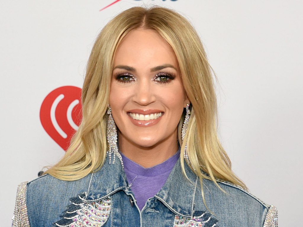Carrie Underwood Cosmetic Surgery