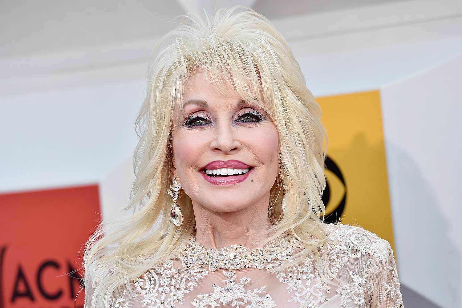 Dolly Parton Cosmetic Surgery Face