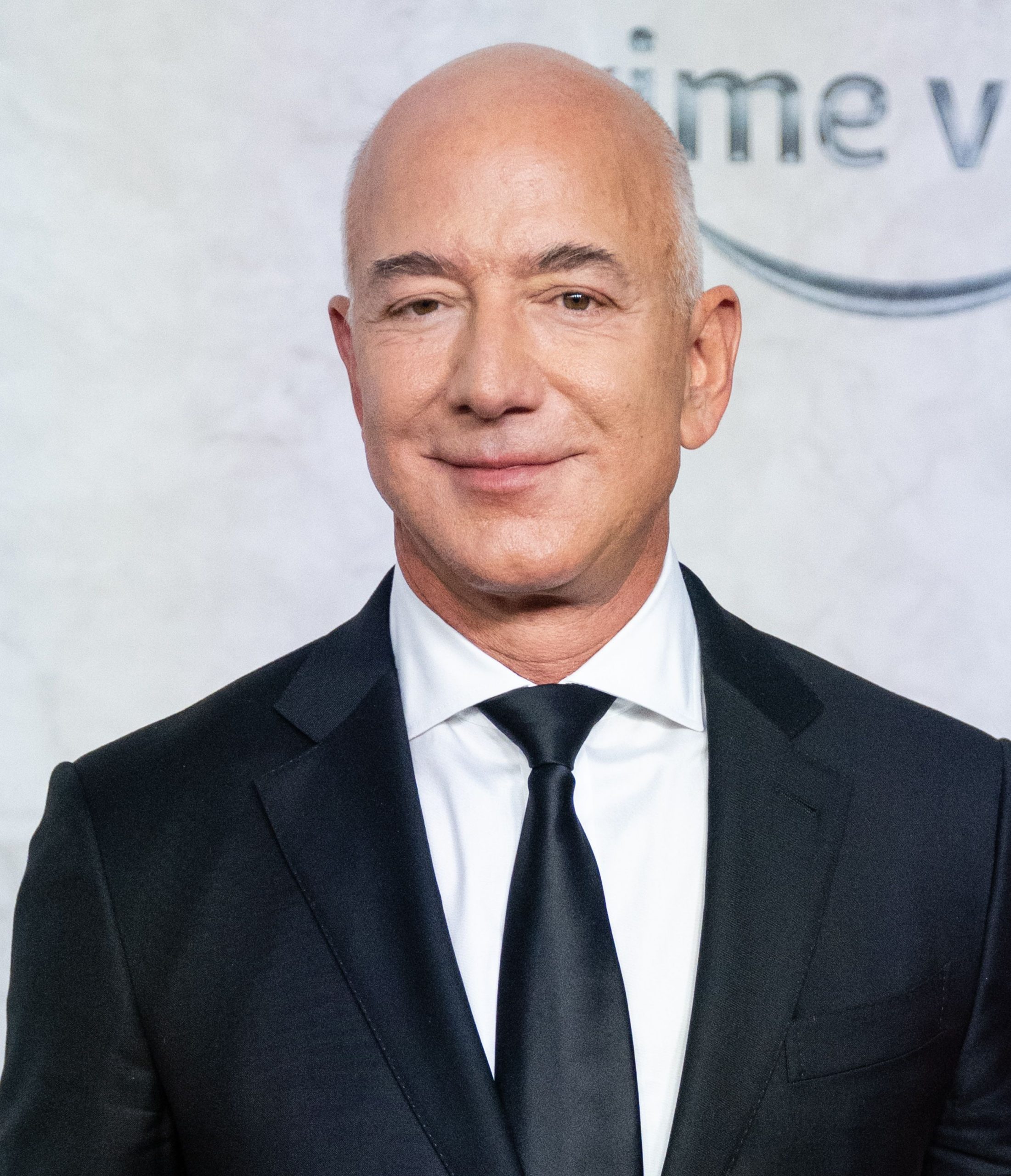 Jeff Bezos Cosmetic Surgery Face