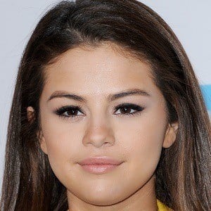 Selena Gomez Cosmetic Surgery Face