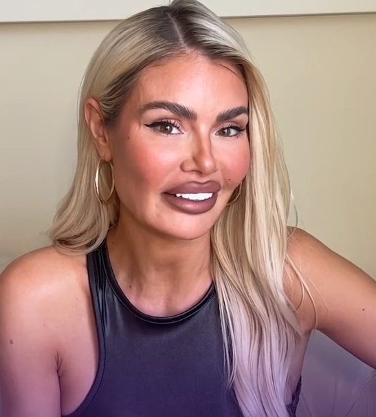 Chloe Sims Plastic Surgery and Body Measurements